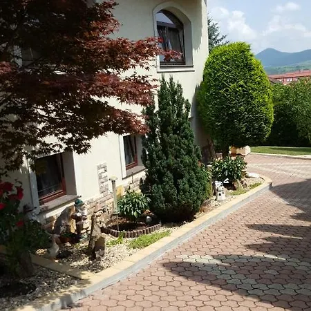 Eger Napsugar Appartement Buitenkant foto