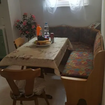 Eger Napsugar Appartement Buitenkant foto